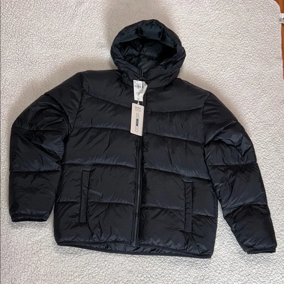 Hollister Men's Black Puffer Jacket